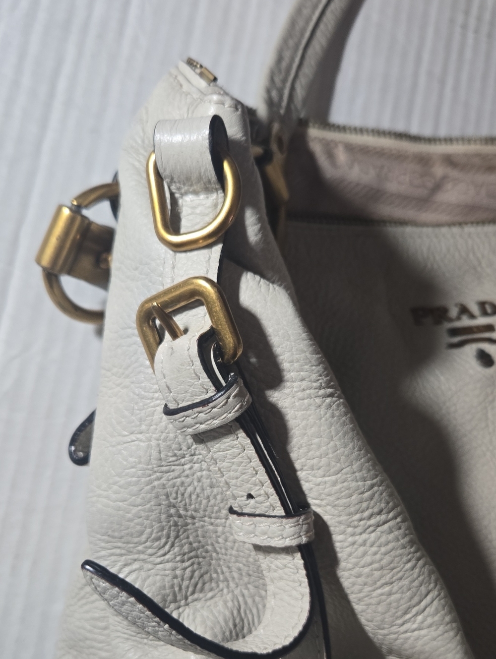 Prada Cream Leather Shoulder Bag with Gold-Tone Hardware - Picture 2 of 16